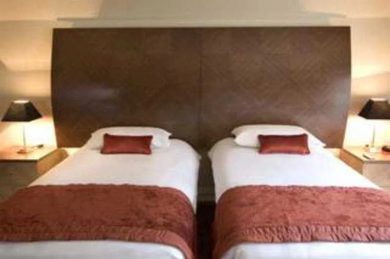 Room, Premier Suites Dublin, Dublin