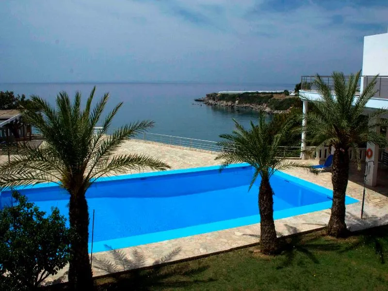 Pool, Porto Belissario, Crete