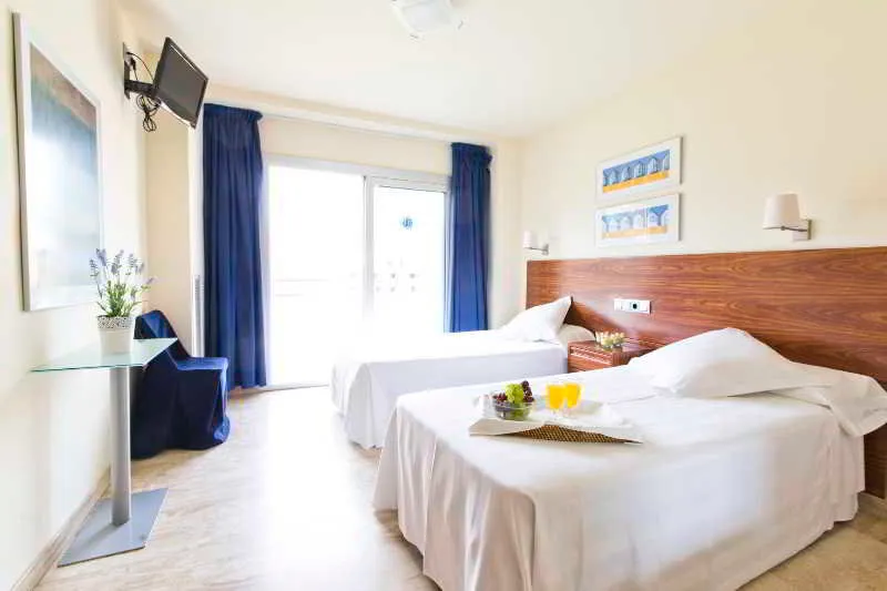 Room, Turissa, Costa Brava