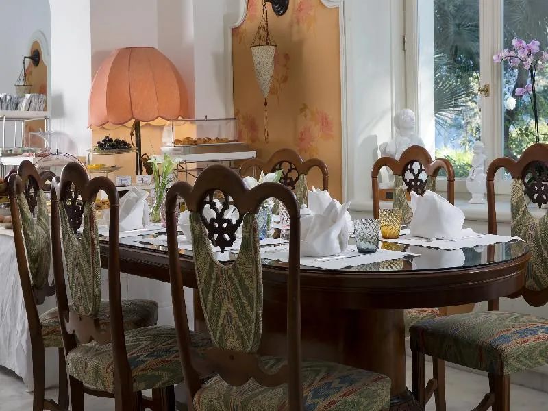Bar, Luxury Villa Excelsior Parco, Naples