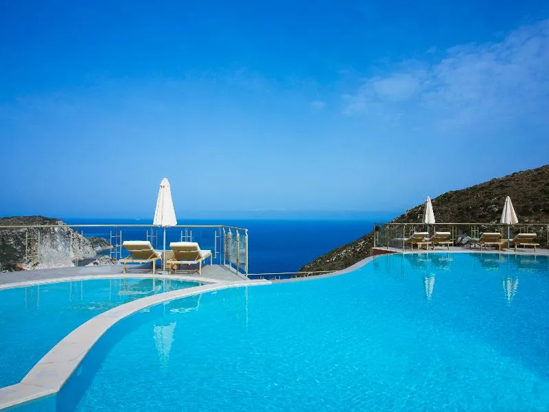 Pool, Petani Bay, Kefallinia