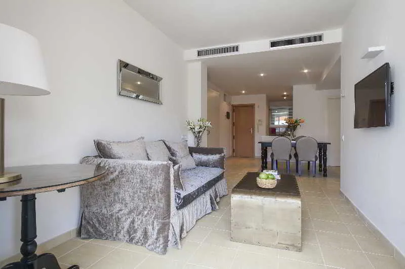 FAMILY ROOM STANDARD Room, Splendom Suites Pau Claris, Barcelona