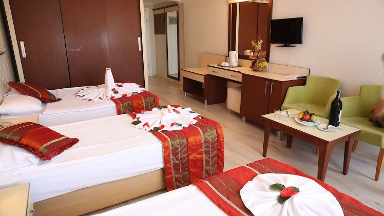 Raina Beach Hotel, Antalya