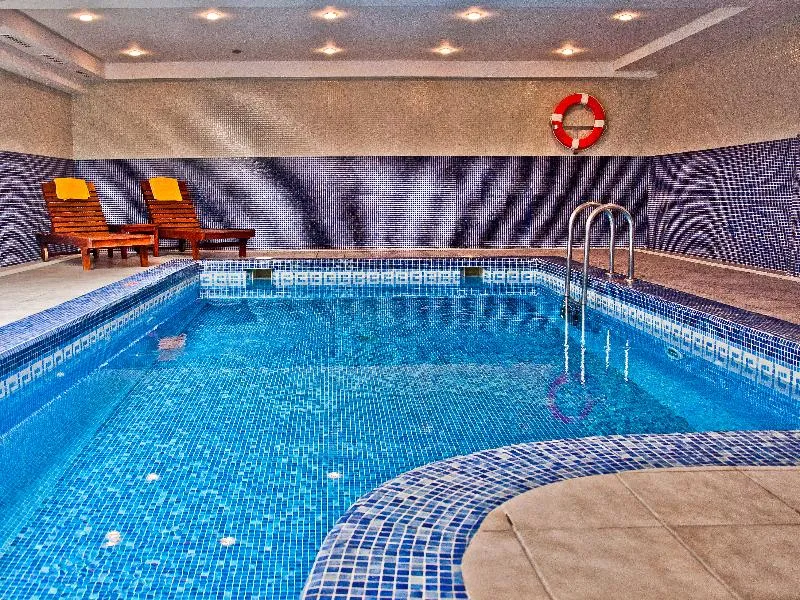 Pool, BQ Apolo, Majorca