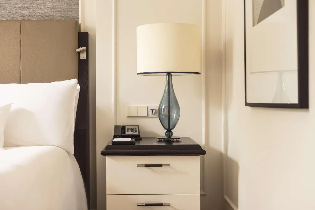 TWIN PREMIER Room, Waldorf Astoria Amsterdam, Amsterdam