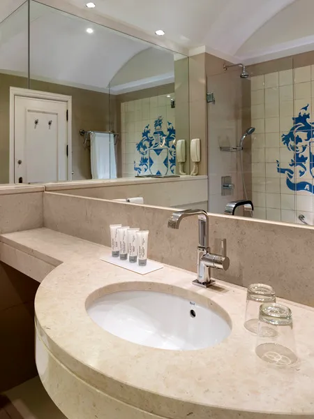 SINGLE POOL VIEW Room, Penina Hotel & Golf - Portimao, Algarve