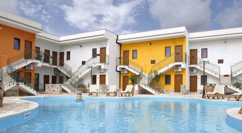 Pool, Ciuri Di Badia, Palermo