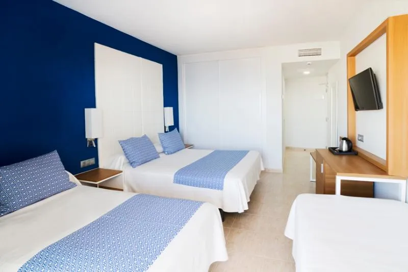 QUADRUPLE SIDE SEA VIEW Room, Ibersol Torremolinos Beach, Costa Del Sol