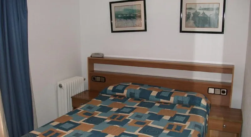 SINGLE STANDARD Room, Nautilus, Costa Brava