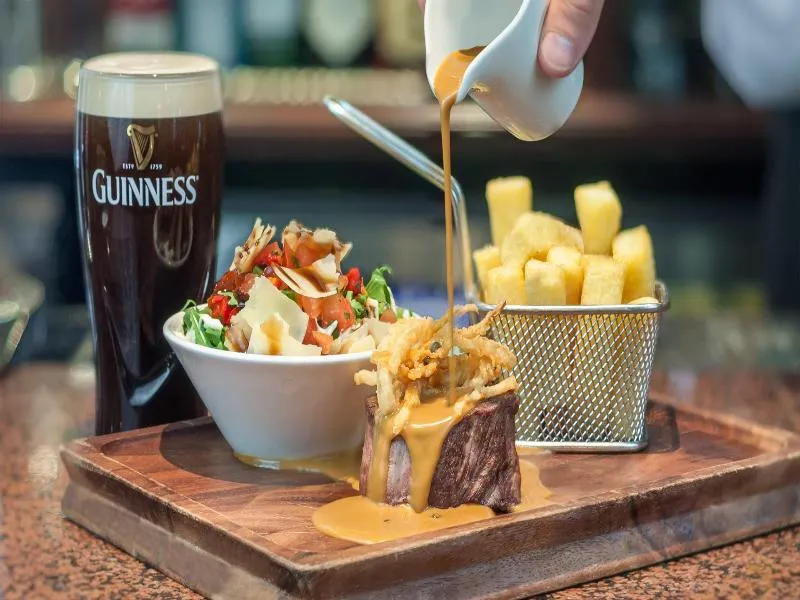 Bar, Ballsbridge Hotel, Dublin
