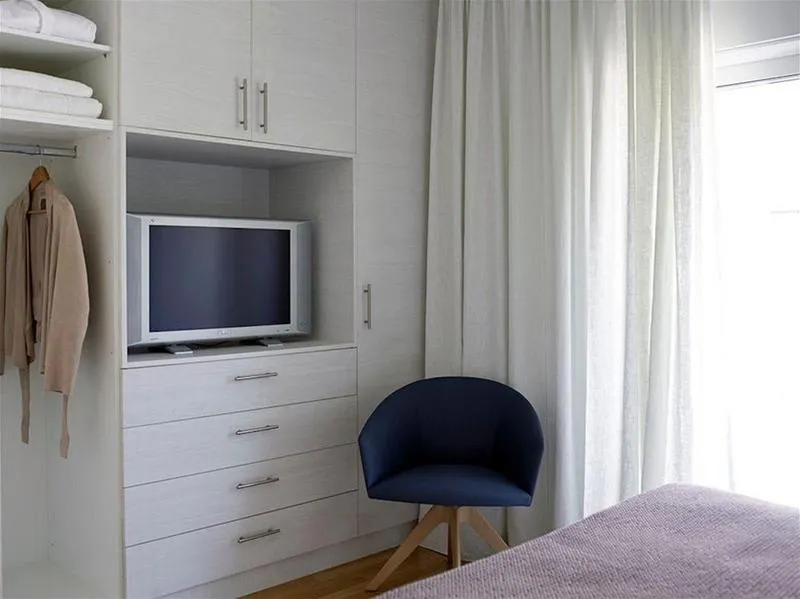 Room, Scale Suites, Athens