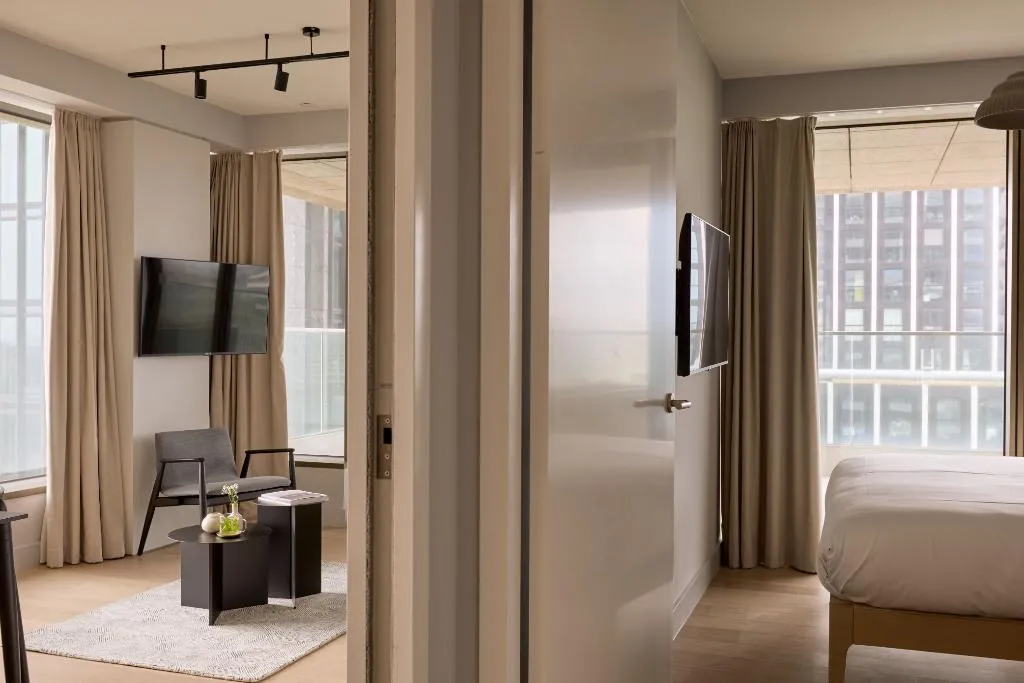 APARTMENT DELUXE Room, Wilde Amsterdam, Amsterdam