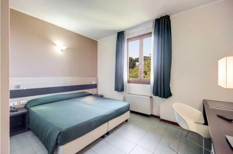 DOUBLE STANDARD Room, Alba, Rome