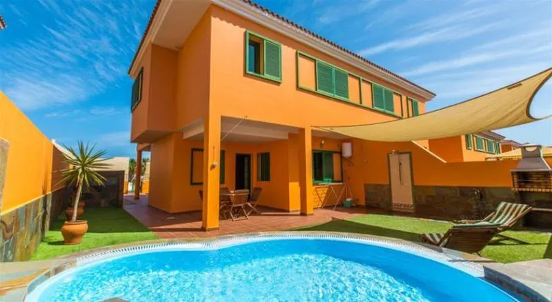 VILLA WITH PRIVATE POOL Room, Tarajalejo Village, Fuerteventura