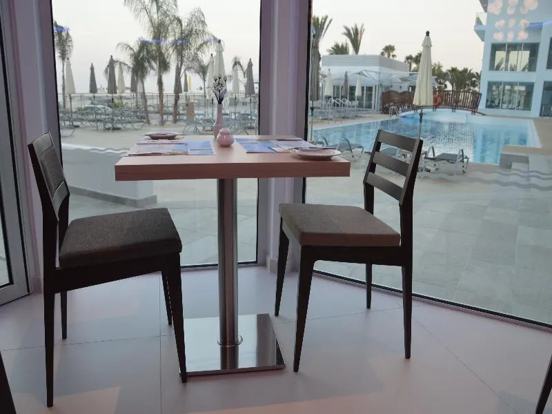 Restaurant, Vassos Nissi Plage Hotel & Spa, Cyprus