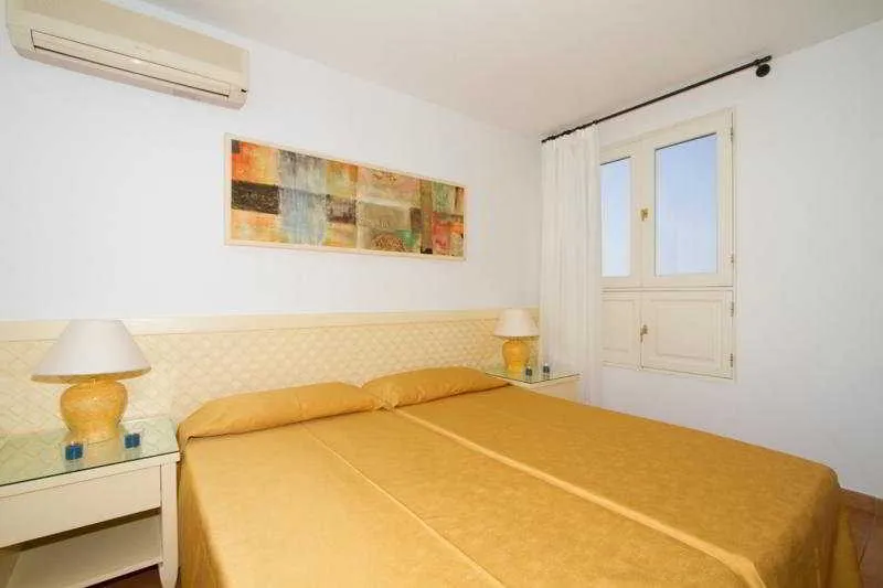 Room, Velazquez, Lanzarote