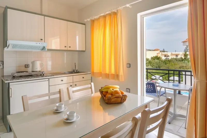 FAMILY ROOM GARDEN VIEW Room, Athena Apartments, Crete