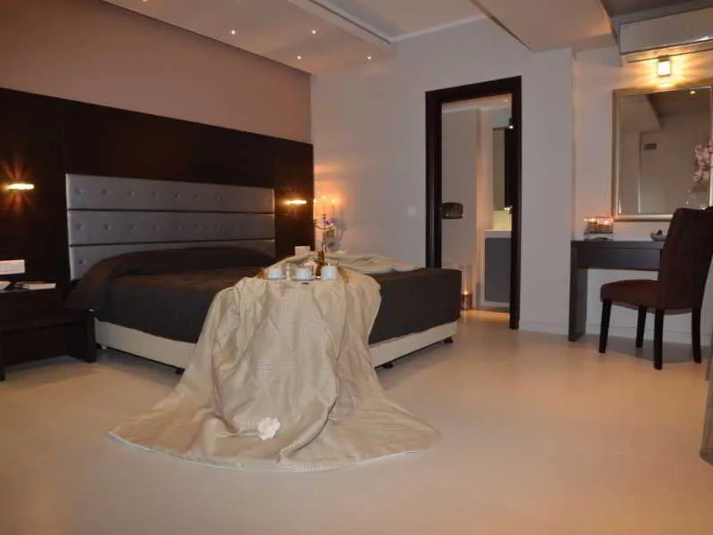 Room, Kymothoe Elite, Zante