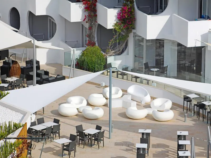 Terrace, BG Pamplona, Majorca