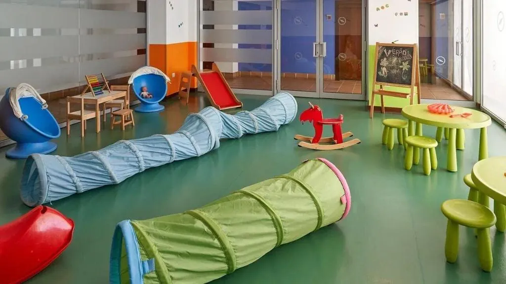 Sports and Entertainment, The Navigator - Palm Oasis Alvor, Algarve