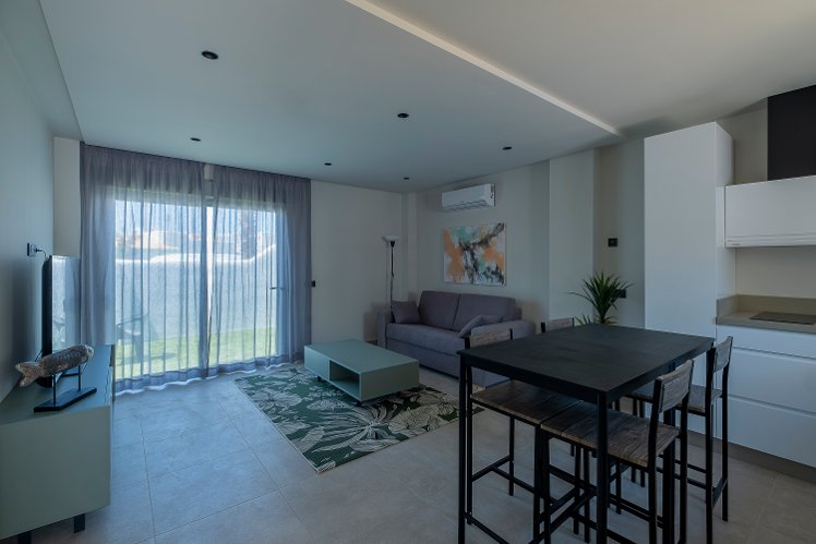 On City Apartments, Costa De La Luz