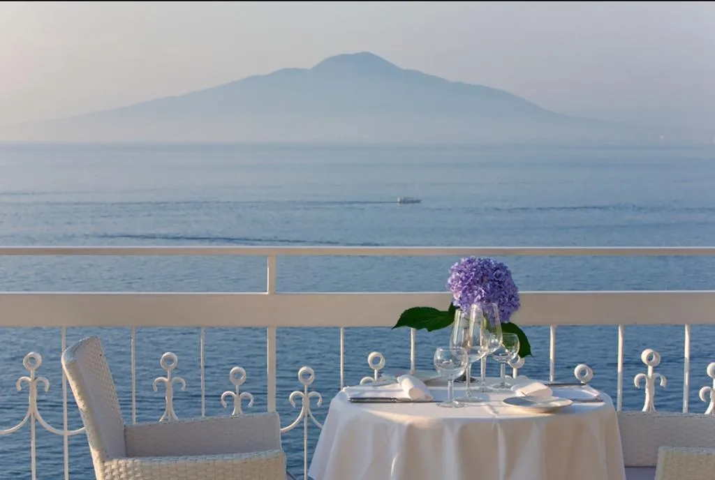 Restaurant, Hotel Regina Sorrento, Naples