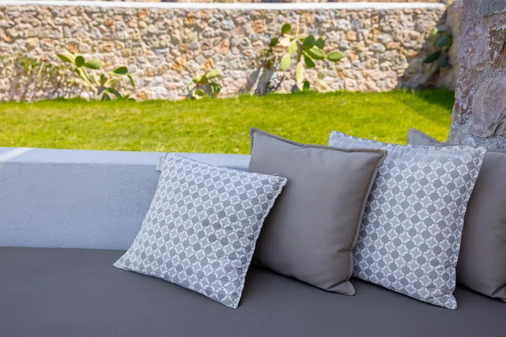 VILLA WITH PRIVATE POOL Room, Desiterra Resort, Santorini