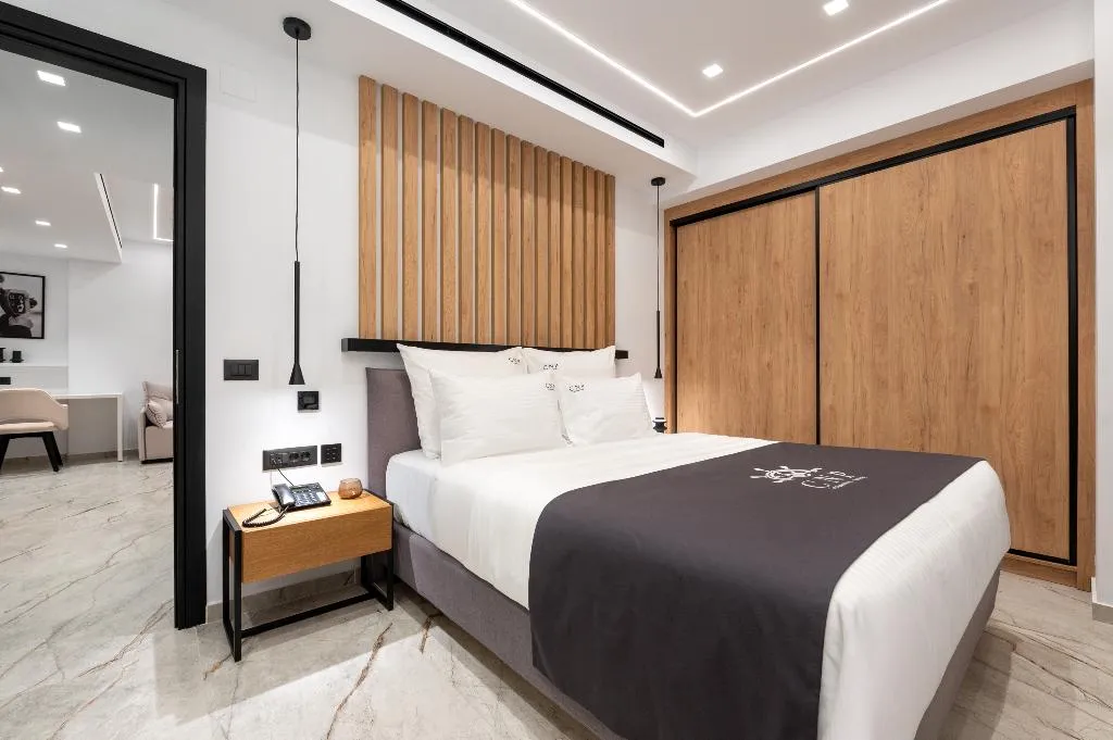 SUITE DELUXE Room, Captain Napoleon Paterakis CNP Luxurious Suites, Crete