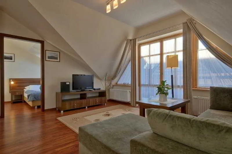 Room, Bellamonte, Krakow