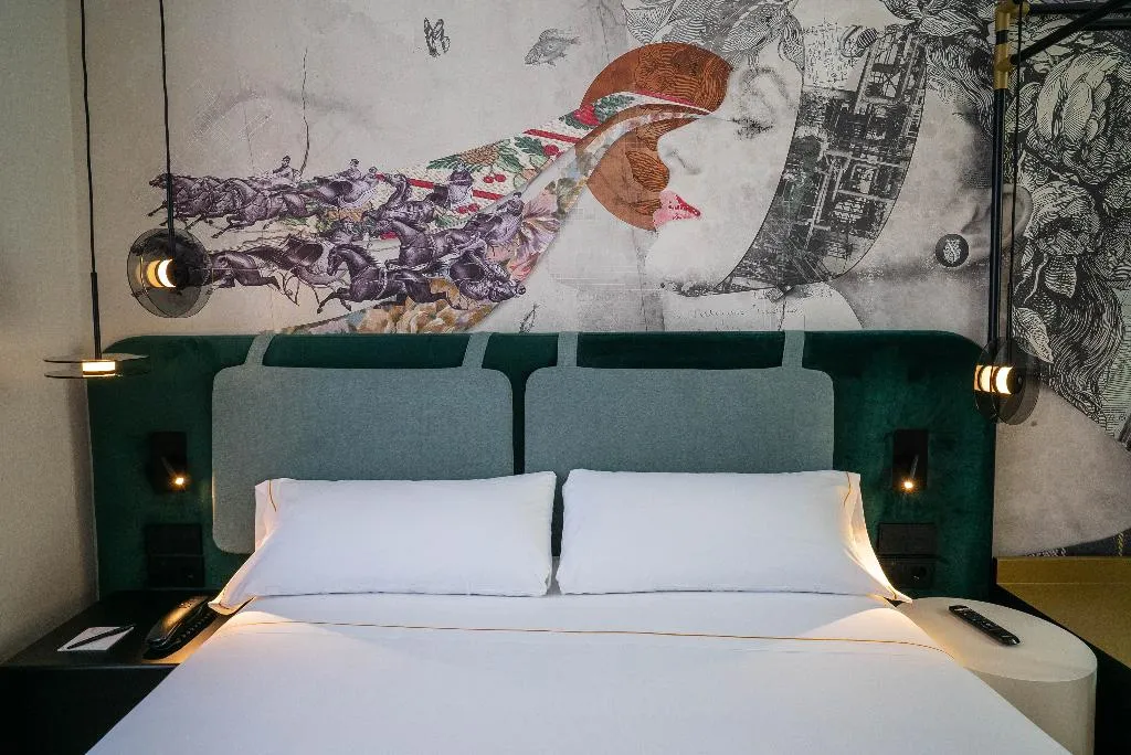 SUITE STANDARD Room, SmartRental Collection Gran Vía Capital, Madrid