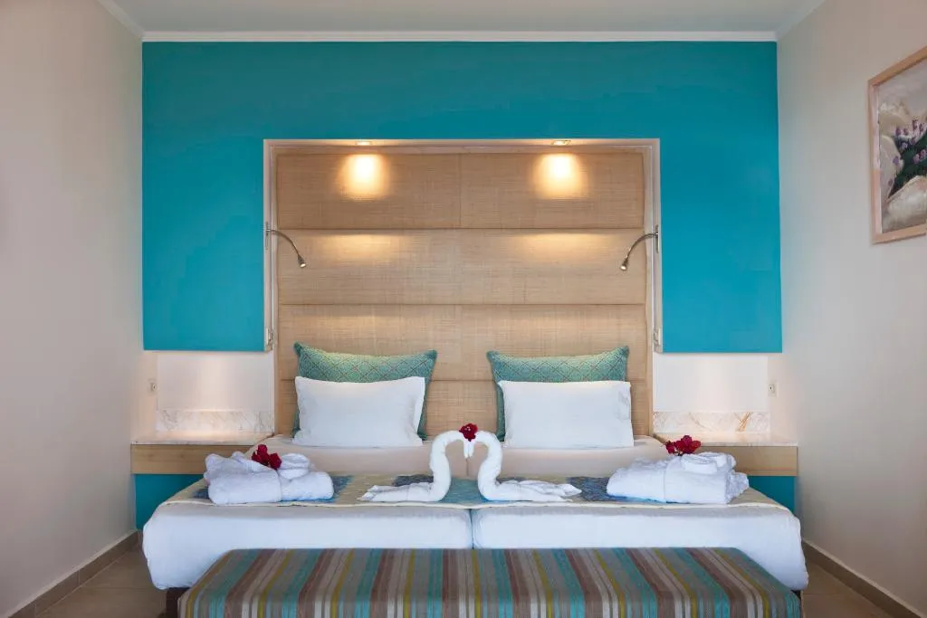 JUNIOR SUITE SEA VIEW Room, Robinson Daidalos, Kos