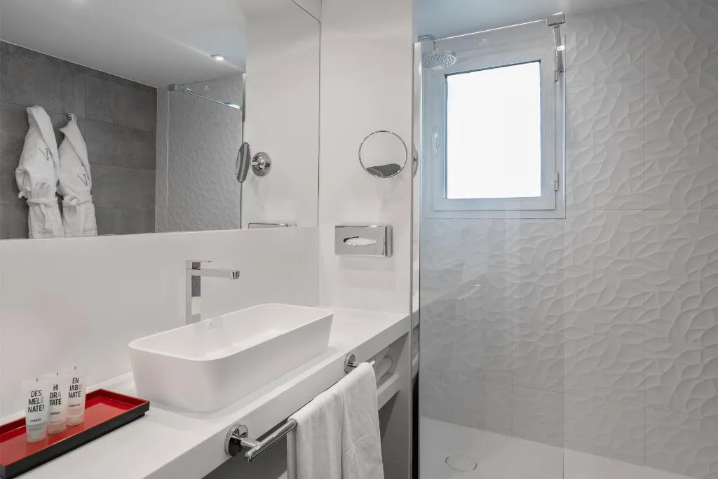 Double or Twin DELUXE WITH TERRACE Room, Vincci Soma, Madrid