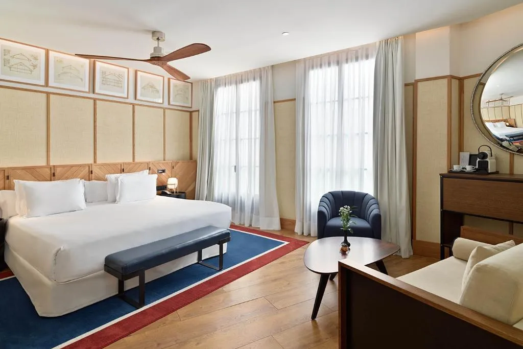 DOUBLE DELUXE Room, H10 Madison, Barcelona
