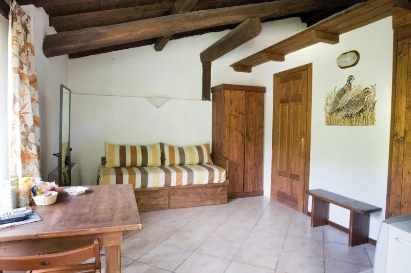 APARTMENT CAPACITY 3 Room, Veio Residence Resort, Rome