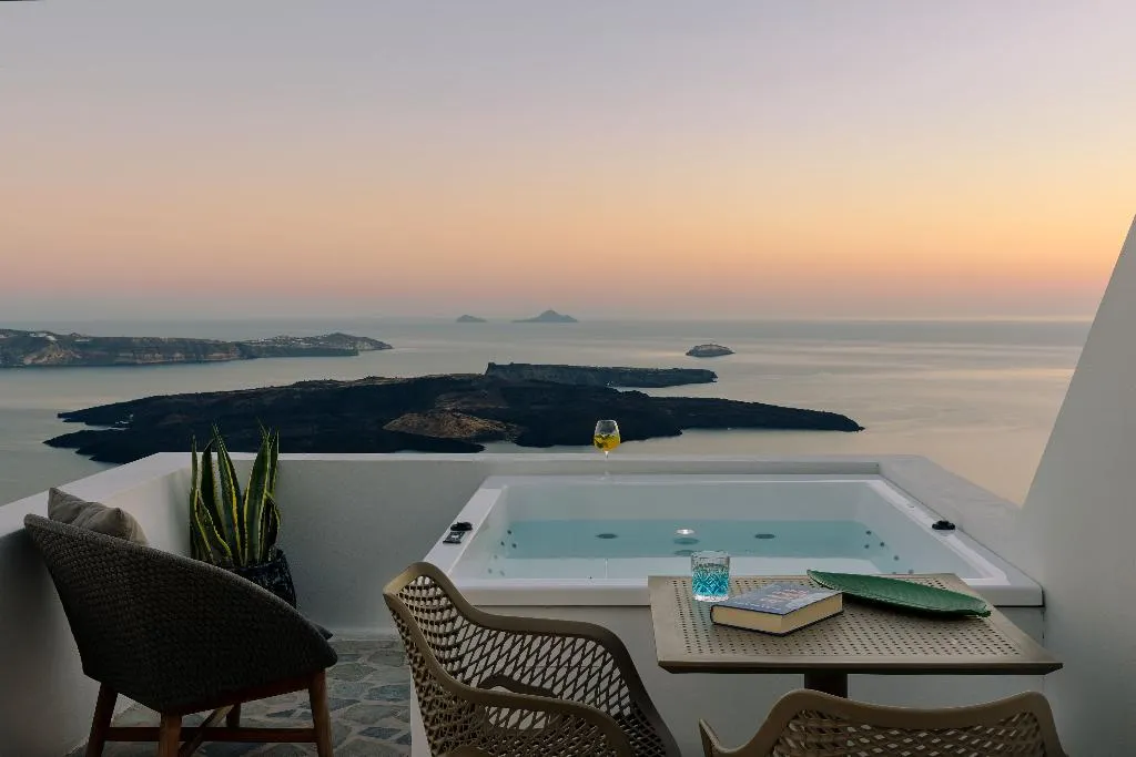 DOUBLE WITH VIEWS Room, Agave Santorini Design Boutique Hotel, Santorini