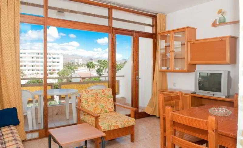 Room, Australia, Gran Canaria