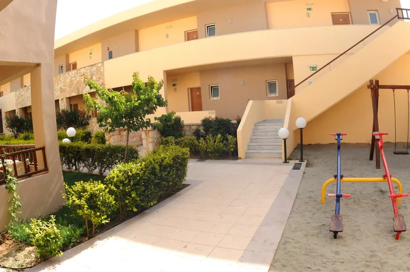 Sports and Entertainment, Indigo Mare, Crete