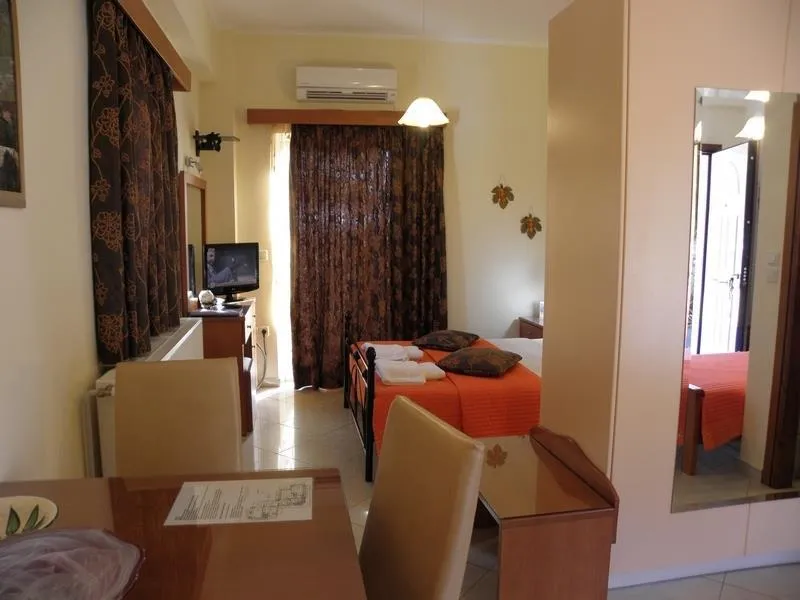 Room, Irida Resort Suites, Athens