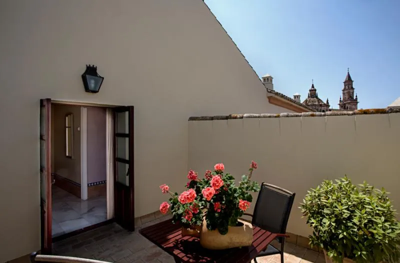 JUNIOR SUITE STANDARD Room, Alcazar de la Reina, Seville