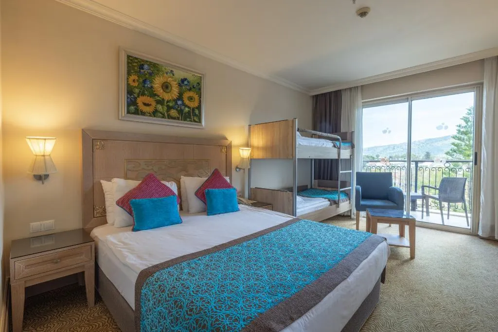 DOUBLE BUNK BED Room, Crystal De Luxe Comfort Collection, Antalya