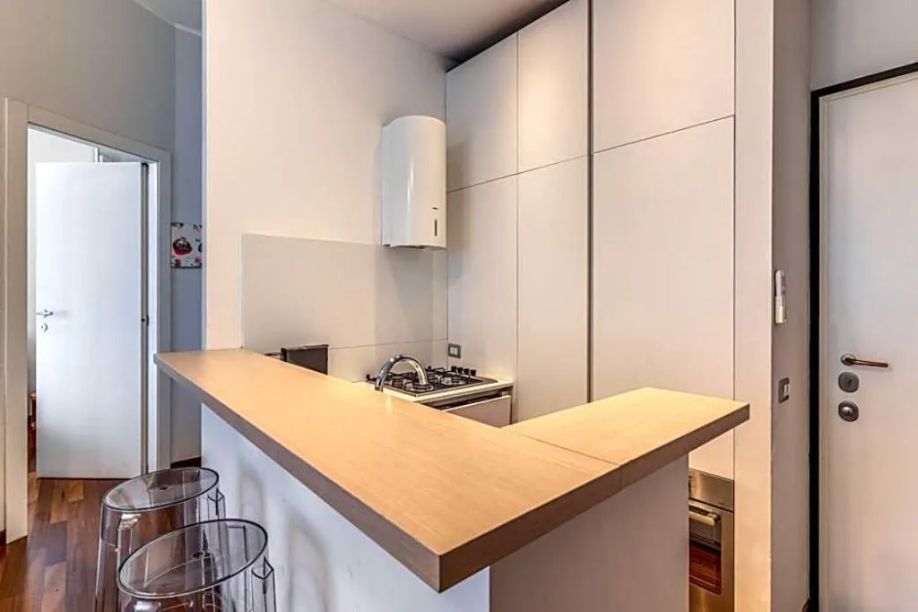 DOUBLE STANDARD Room, 43 Station Hotel, Milan