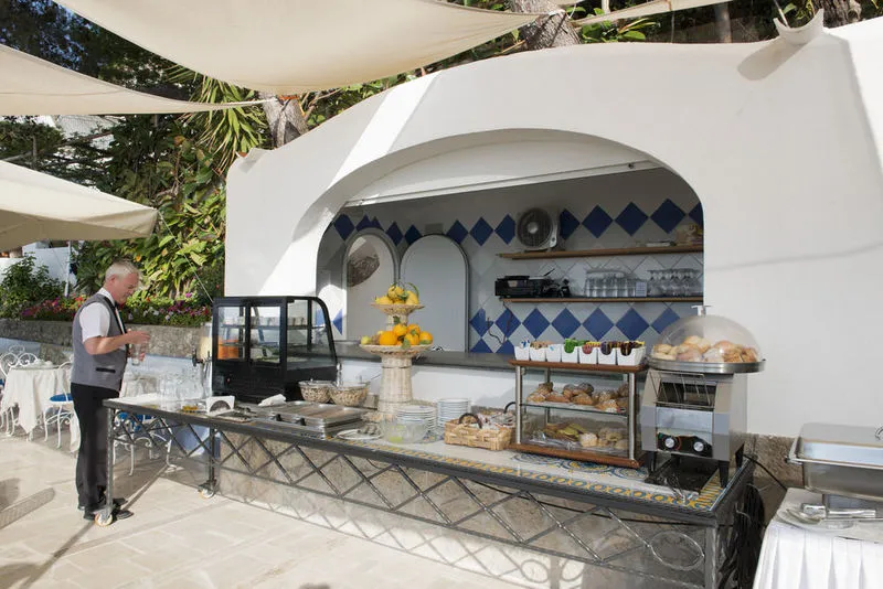 Bar, Aurora, Naples