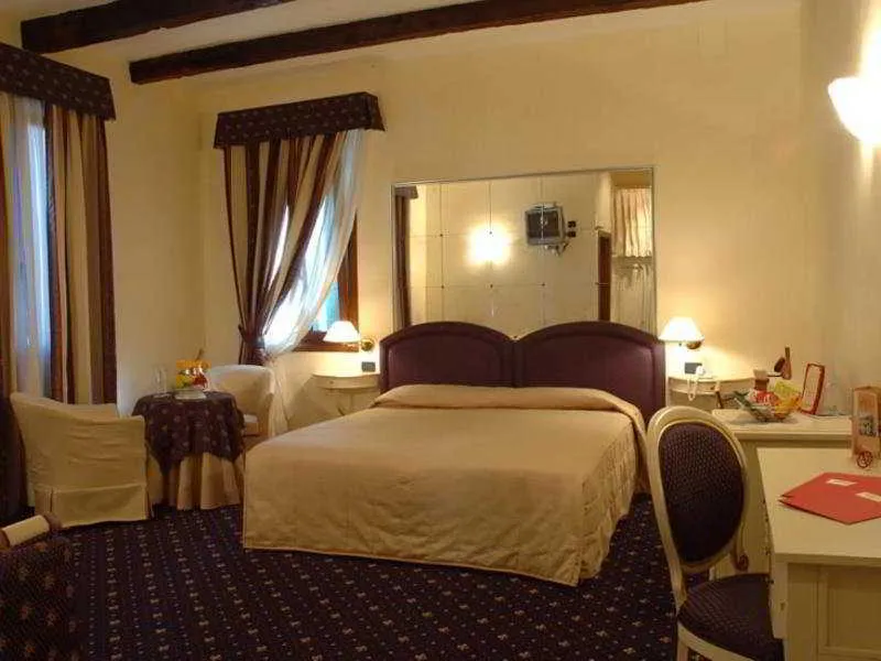 Room, Ca Doge, Venice