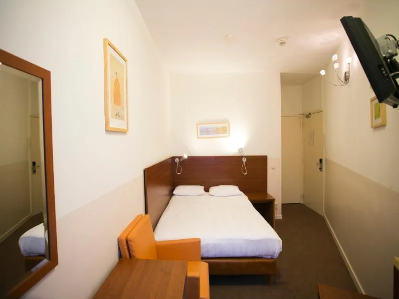 DOUBLE SINGLE USE STANDARD Room, Quentin Amsterdam Hotel, Amsterdam