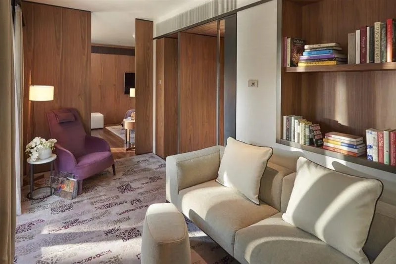 Room, Mandarin Oriental Milan, Milan