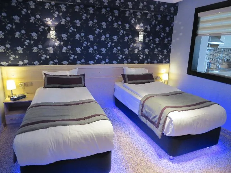 TRIPLE STANDARD Room, Tempo Residence Comfort, Izmir