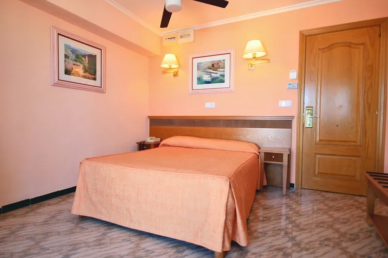 SINGLE STANDARD Room, Manaus, Majorca