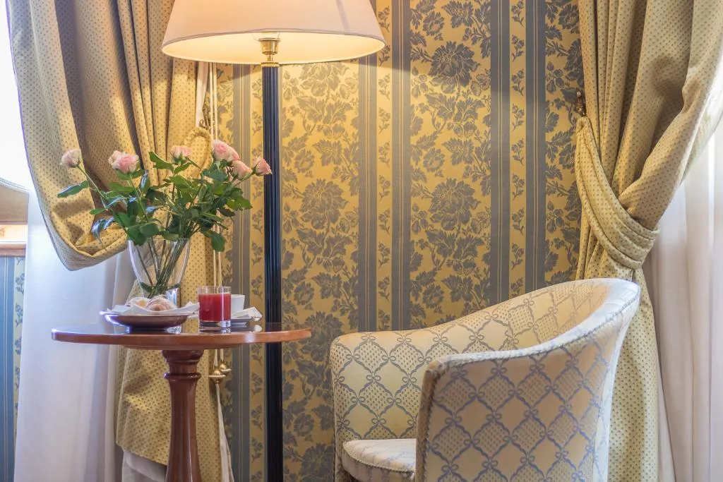 SUITE CAPACITY 4 Room, Torre Sant Angelo, Rome