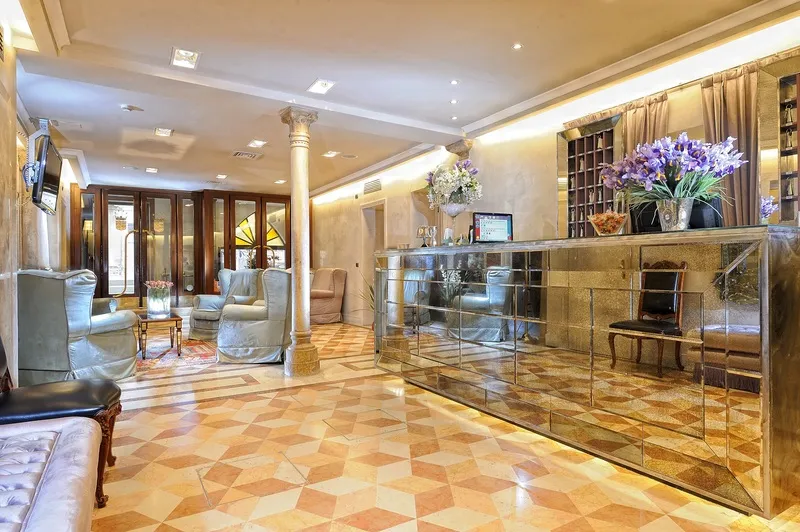 Lobby, Ca' dei Conti, Venice