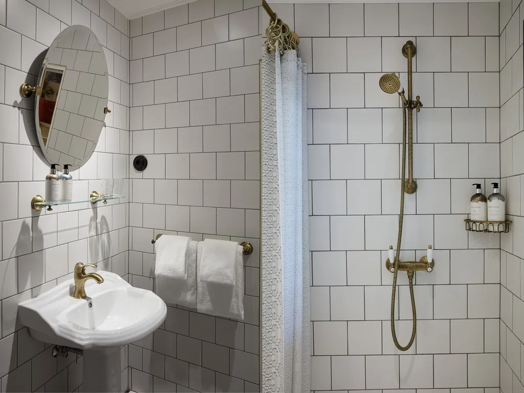 SUITE STANDARD Room, Max Brown Hotel Ku’damm, part of Sircle Collection, Berlin